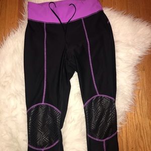 Cute gym capris leggings !🧚🏼‍♂️